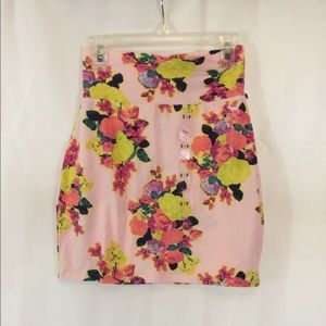 Floral Victoria Secret PINK skirt size small